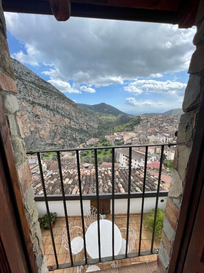 Bed and Breakfast La Magara Civita Exterior foto